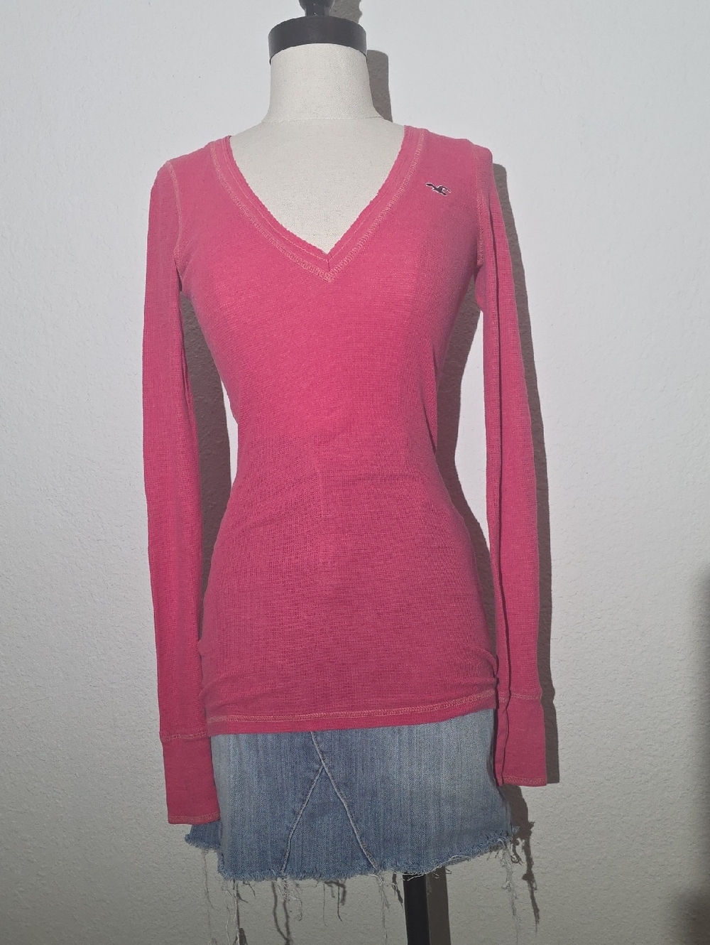 Vintage Y2K Hollister Rare Deep Pink V-Neck Long Sleeve Slim Thermal Top Shirt
